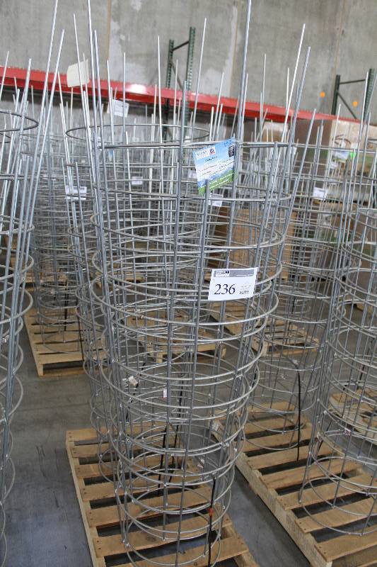 lot 236 image: Lot of (10) Glamos Extremz 5ft. Inverted Supports