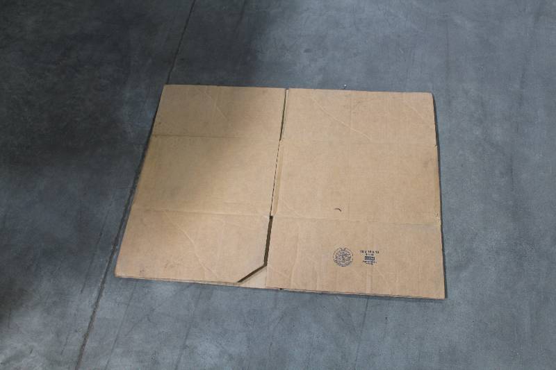 lot 411 image: Uline S-4184 Box Flats 18x16x10in.