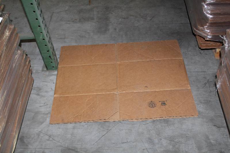 lot 428 image: Uline S-4184 Box Flats 18x16x10in.
