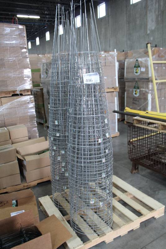 lot 406 image: Lot of (Approximately 50) 18x54 Heavy Duty Sectional Garden Cage