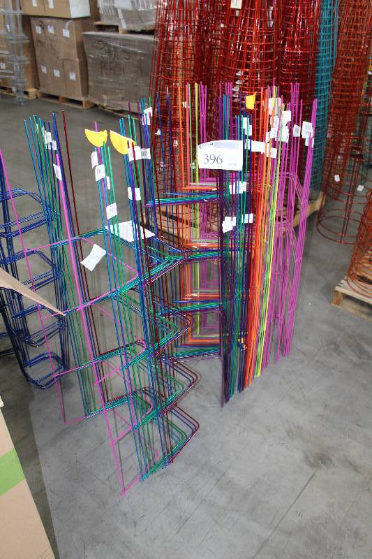 lot 396 image: Lot of (35) 46in. Heavy Duty Sectional Garden Cage