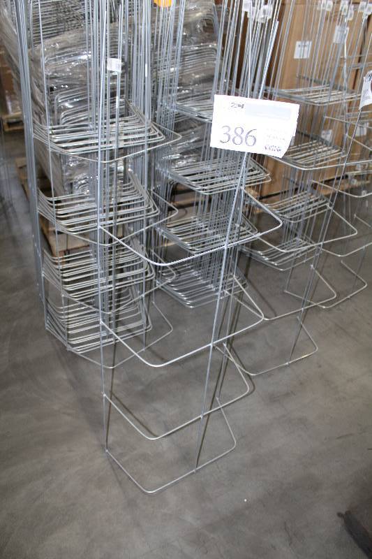 lot 386 image: Lot of (16) 46in. Heavy Duty Sectional Garden Cage