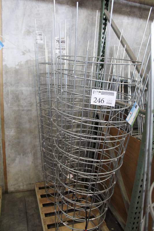 lot 246 image: Lot of (10) Glamos Extremz 5ft. Inverted Supports