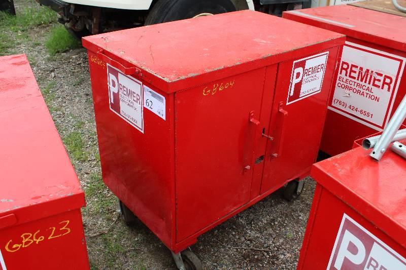 lot 62 image: Job Box