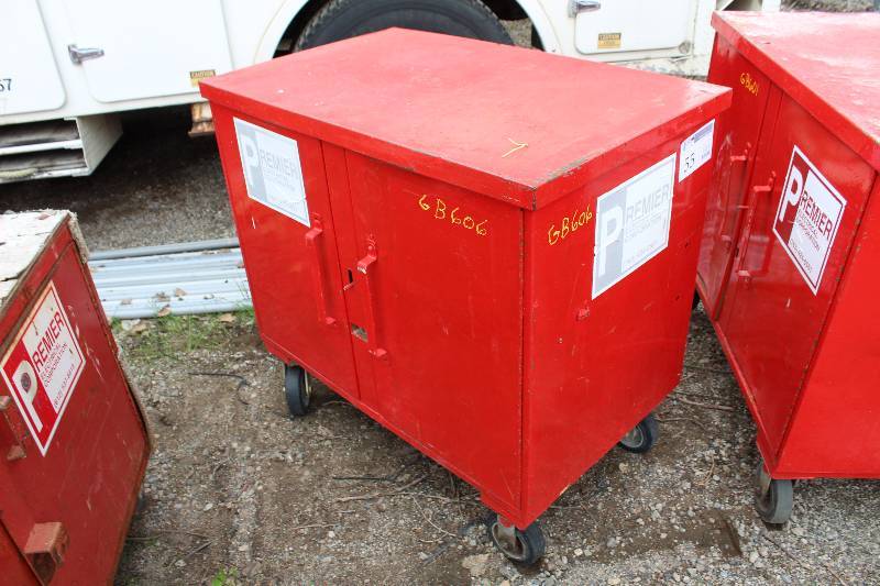 lot 55 image: Job Box