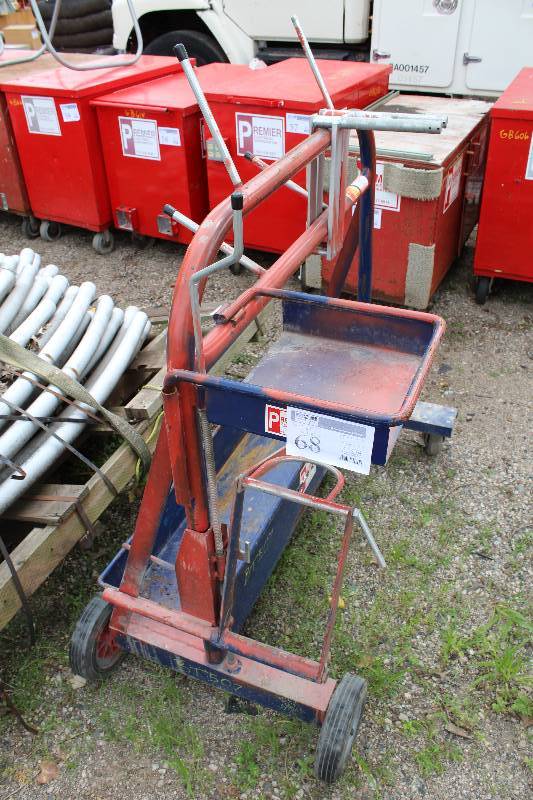lot 68 image: Bend Cart