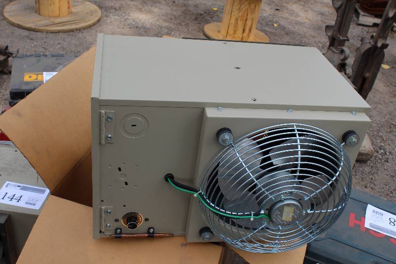 lot 142 image: T.P.I Corp. Heater