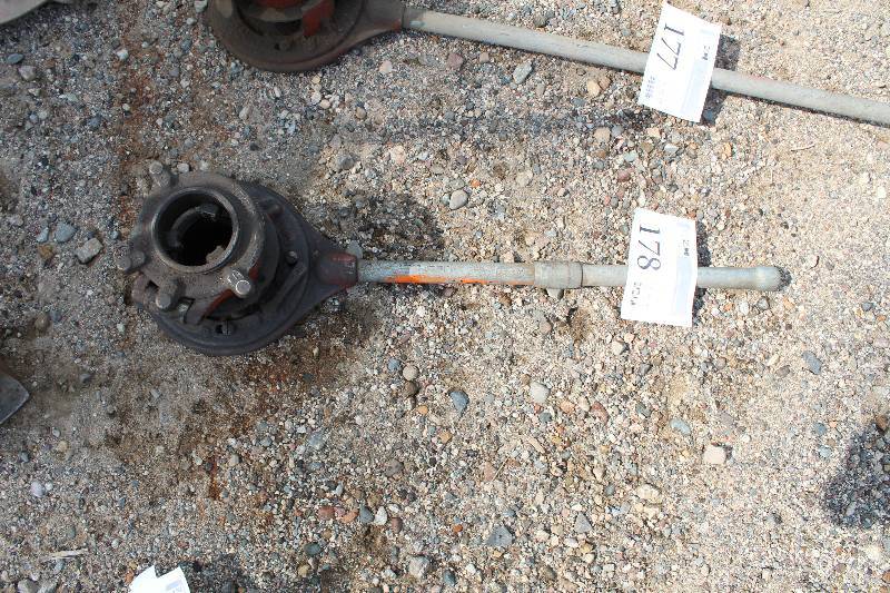 lot 178 image: Ridgid Pipe Threader