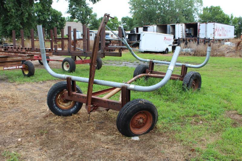 lot 26 image: Pipe Hauler Trailer