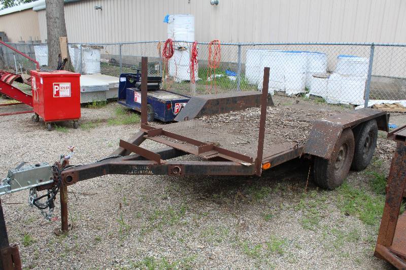 lot 15 image: 1982 Custom Built Tandem Axle  Diamond Plate Metal Bed Trailer