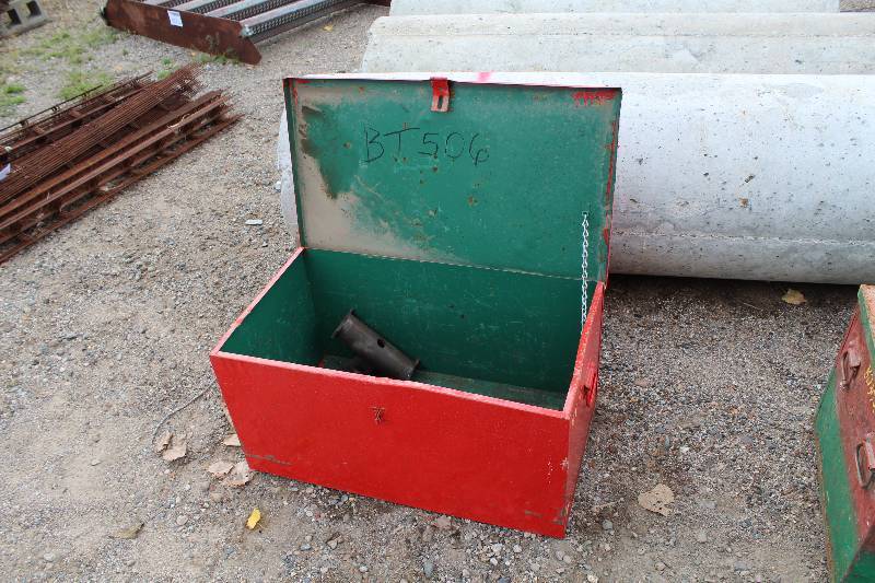 lot 189 image: Job Box