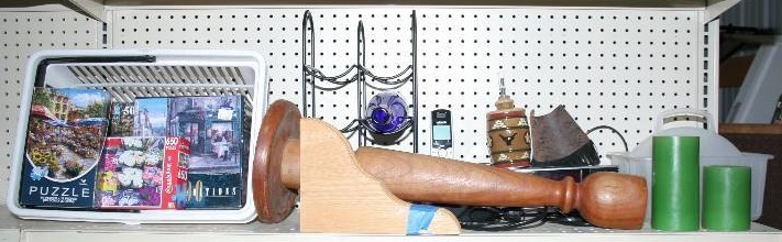 lot 27 image: Assorted Housewares