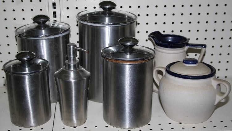 lot 34 image: Canisters and More