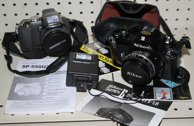 lot 37 image: 35mm and Digital Cameras