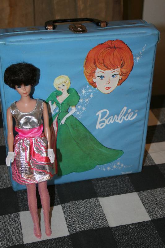 lot 44 image: Vintage Barbie with Case
