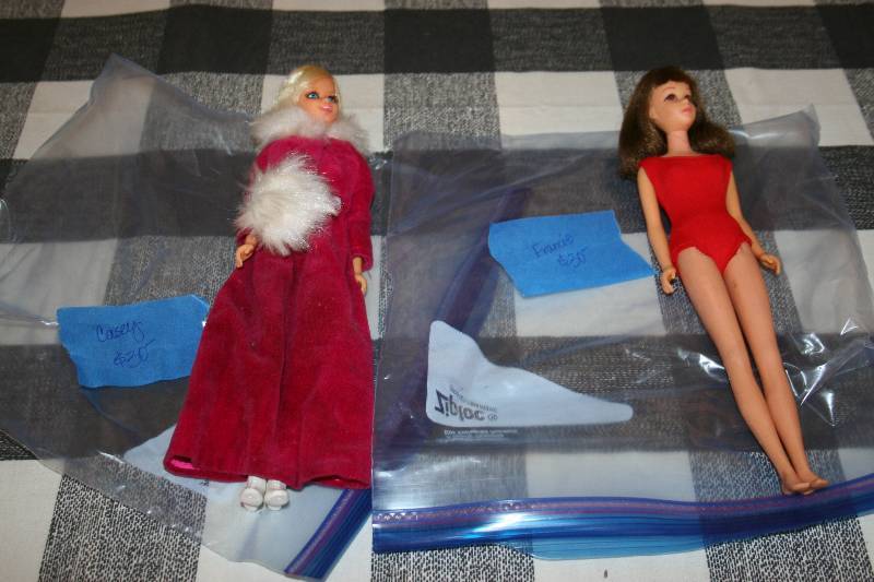 lot 51 image: Vintage Dolls