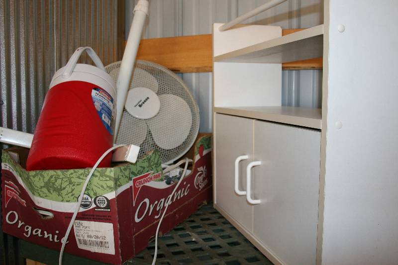 lot 67 image: Misc Housewares Lot