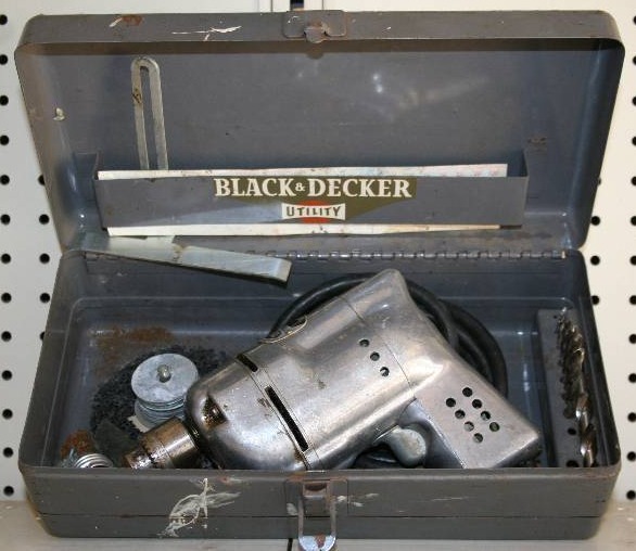 lot 68 image: 14 Electric Drill