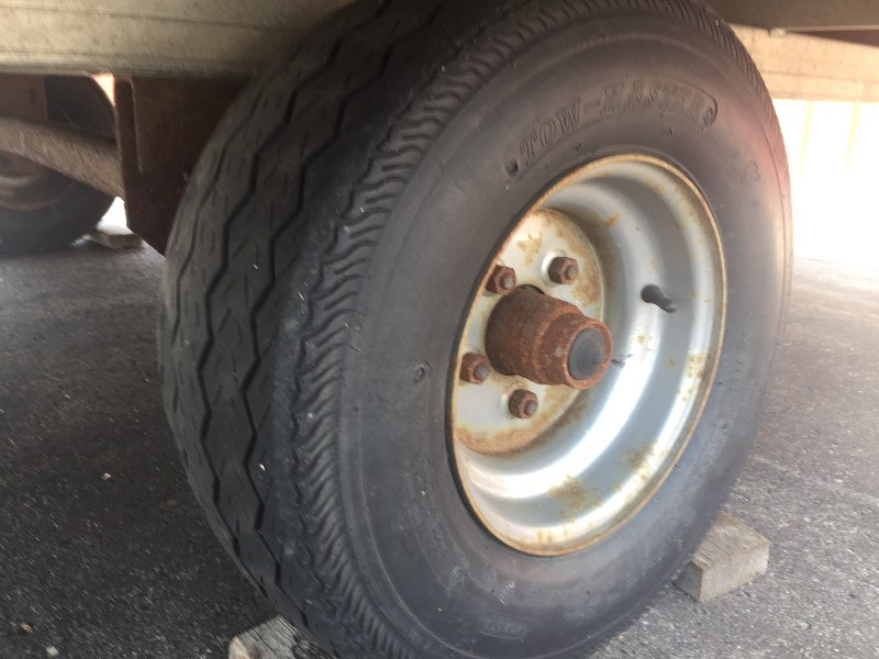 lot 5 image: 2003 FLOE 8.6 X 10 SNOW TRAILER