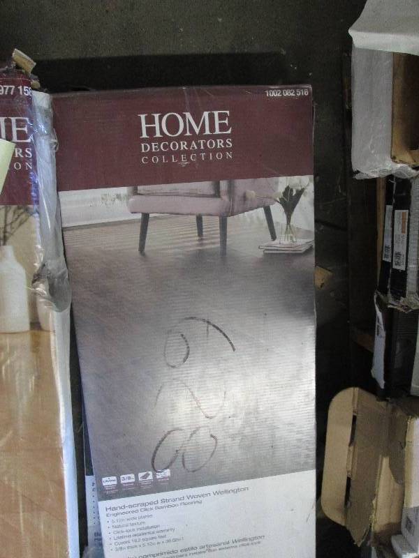 lot 339 image: 2 Cases Home Decorators Collection ...