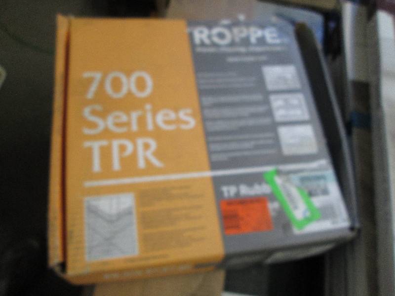 lot 340 image: Roppe 700 Series Dark Gray 4 in. x ...