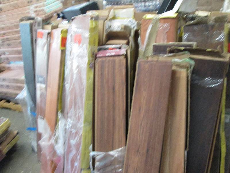 lot 344 image: Large Lot of Assorted Flooring...