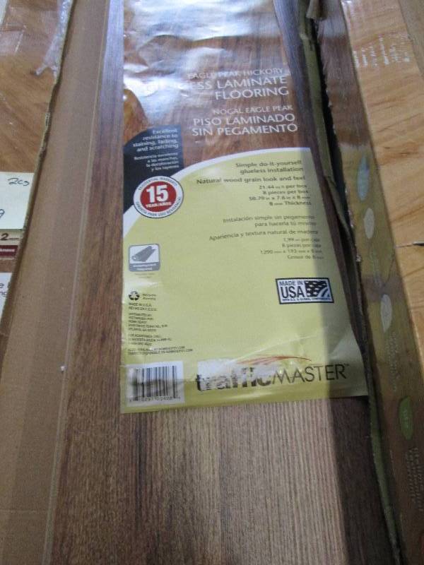 lot 360 image: 3 Cases TrafficMaster Eagle Peak Hi...
