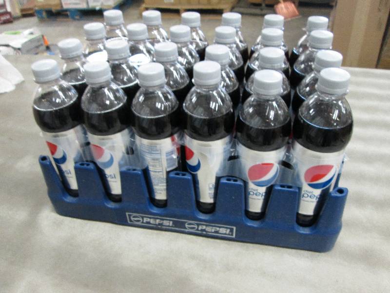 lot 32 image: Case of 24 - 16.9 oz( 0.5 liter) Bo...