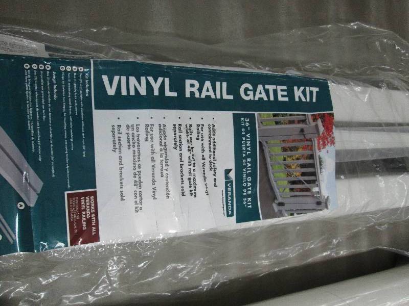 lot 174 image: Veranda 36 inch vinyl White Rail Ga...