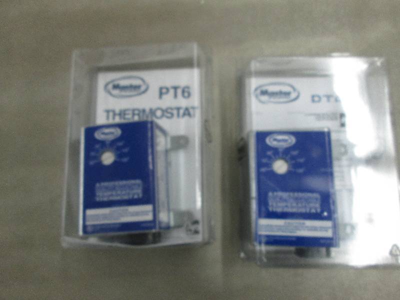 lot 183 image: Lot of 2 Master Flow Manually Adjus...