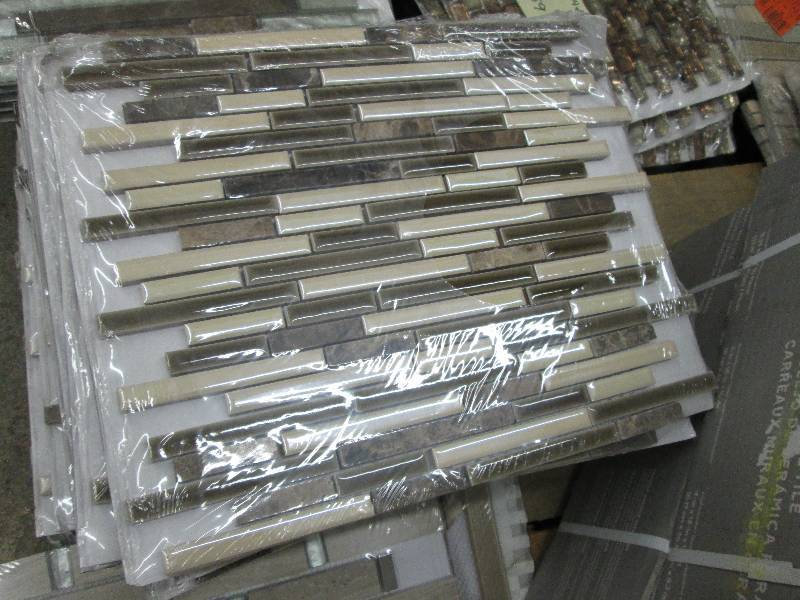 lot 262 image: 8 Sheets MSI Verona Interlocking 12...