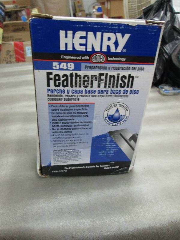 lot 301 image: Henry 549 7 lb. FeatherFinish Patch...