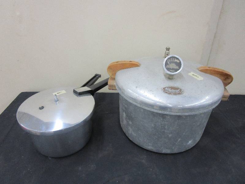 lot 128 image: Canners one unused