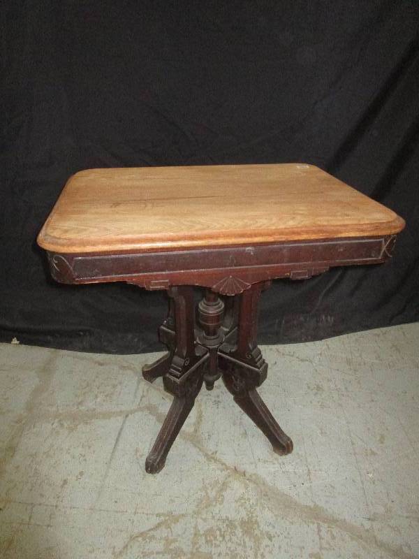 lot 139 image: Antique small table 28 tall X 28 wide X 21 deep