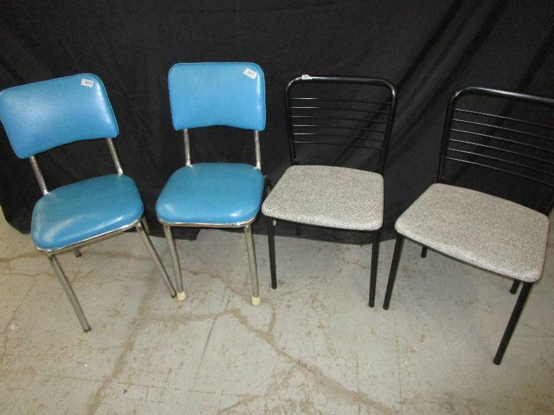 lot 147 image: 4 chairs, 2 blue and 2 black