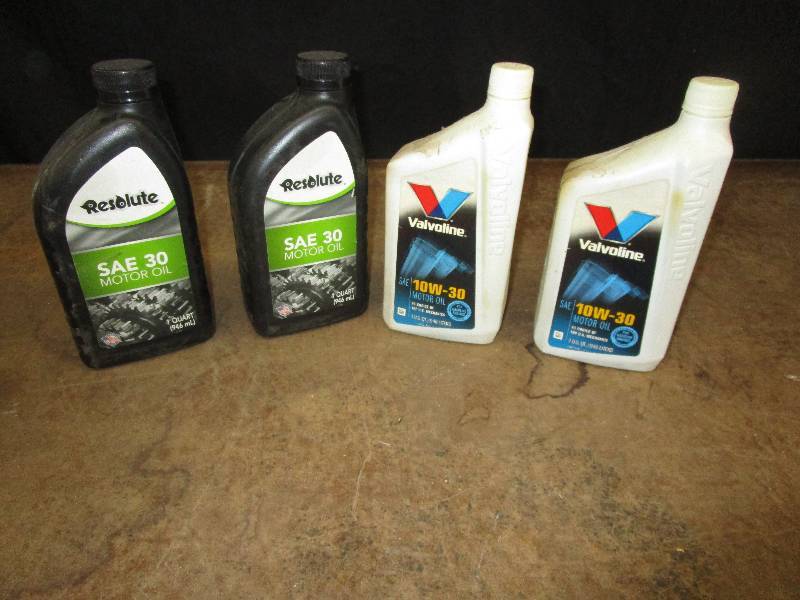 lot 66 image: Unopened oil