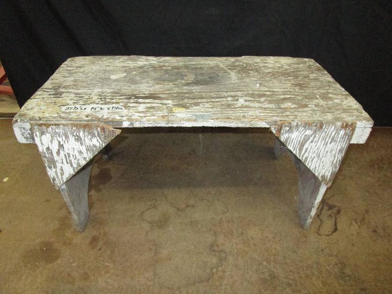 lot 76 image: Rustic Bench