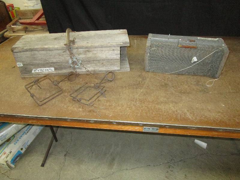lot 77 image: Traps