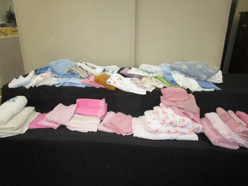lot 83 image: Collection of Towels qty approx 57