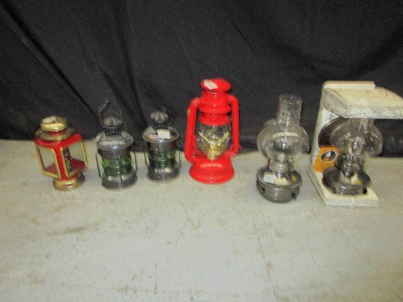 lot 111 image: Various lanterns