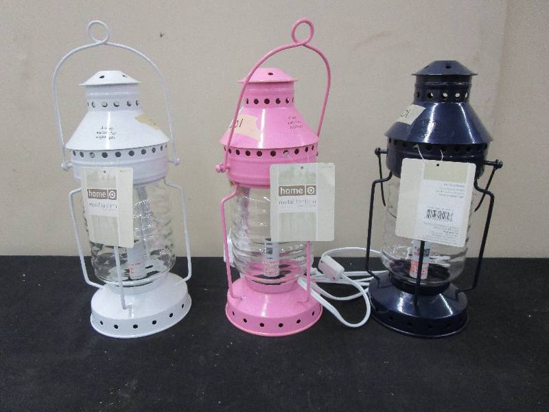 lot 114 image: Three 13 high electreic lanterns unused and tagss still on