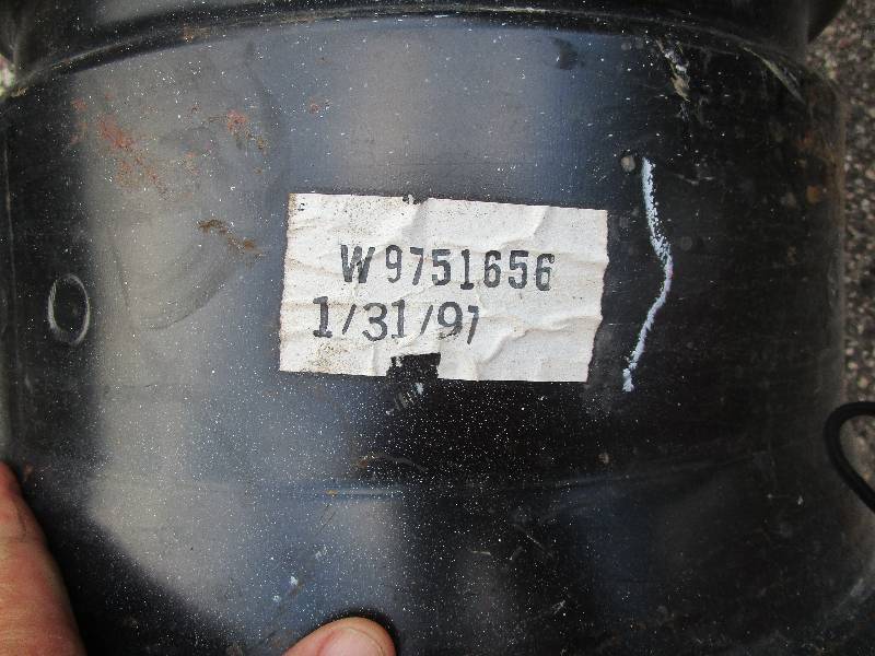 lot 14 image: John Deere 9 34 Black and Yellow New Stock  6 Lug 975 16 T Rim