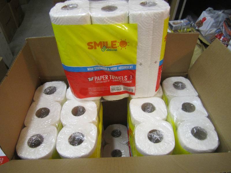 Case of 30 Rolls of Paper Towels 10...