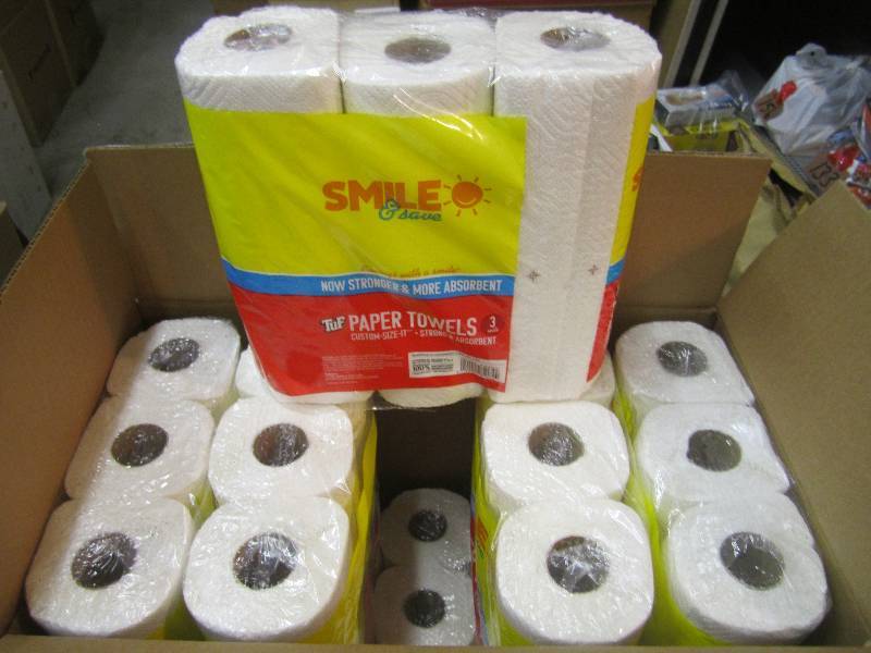 Case of 30 Rolls of Paper Towels 10...