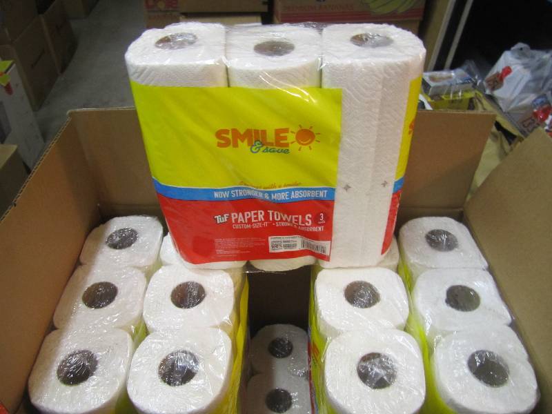 Case of 30 Rolls of Paper Towels 10...