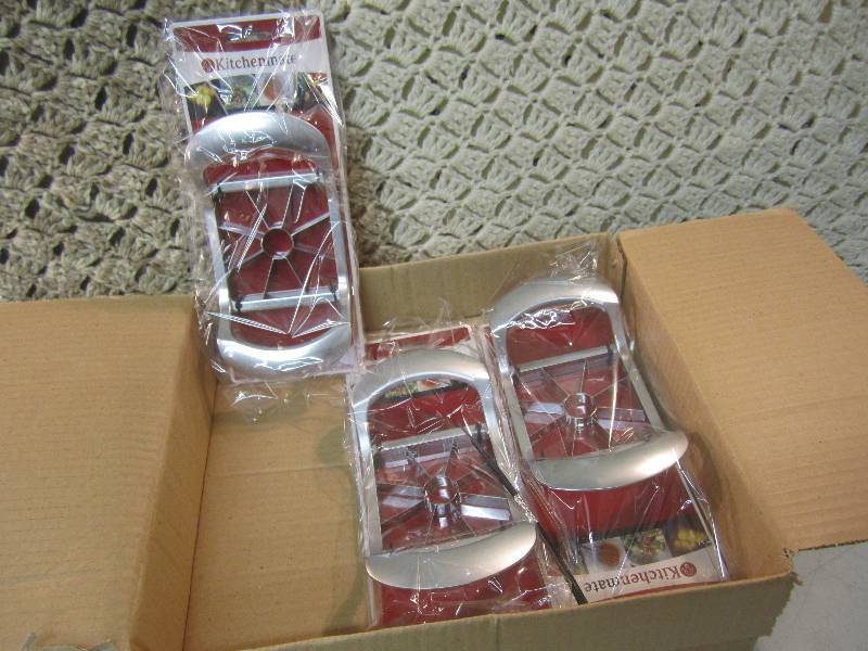 Lot of 12 Kitchen Mate Apple Corers...