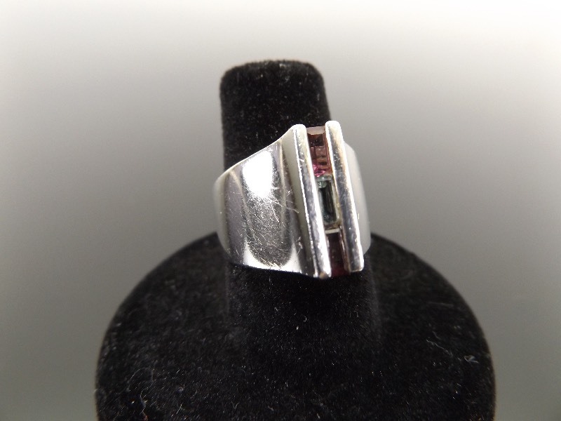 .925 Sterling Silver Pink and Blue Stone Ring Size 6.5