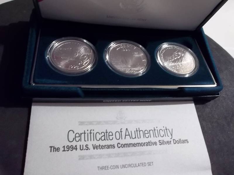 1994 US Veterans Commemorative Silver Dollar 3 Coin Proof Set