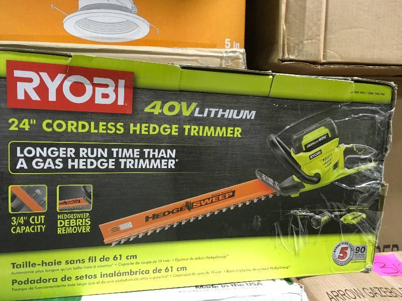 Ryobi 24 in. 40-Volt Lithium-Ion Cordless Hedge Trimmer - Battery and Charger Included  in good working condition