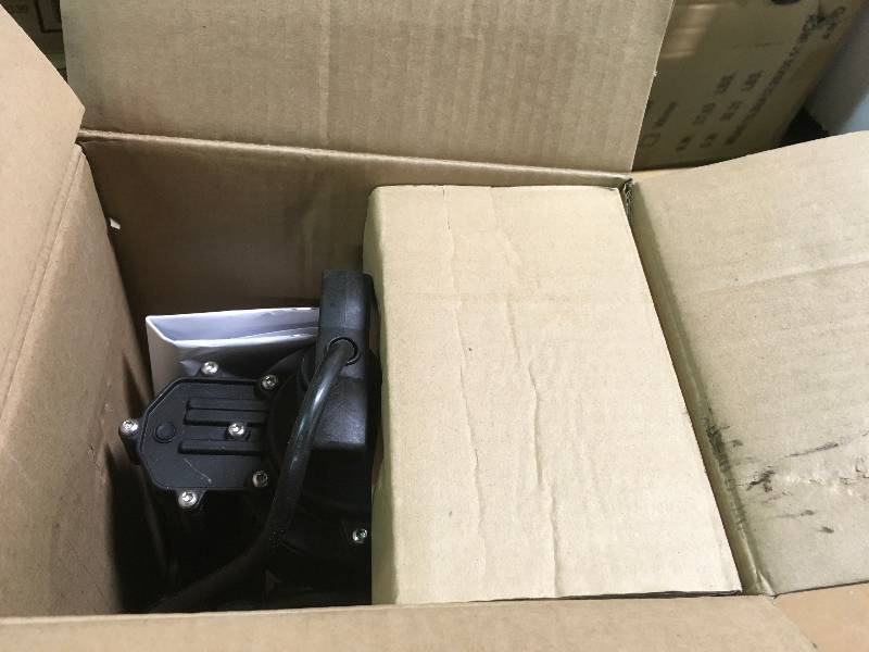 Everbilt  13 HP Automatic Utility Pump  in good working condition